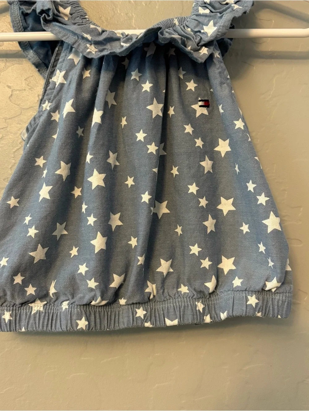 Tommy Hilfiger baby girls chambray with white stars ruffle top/short set 18 mon
